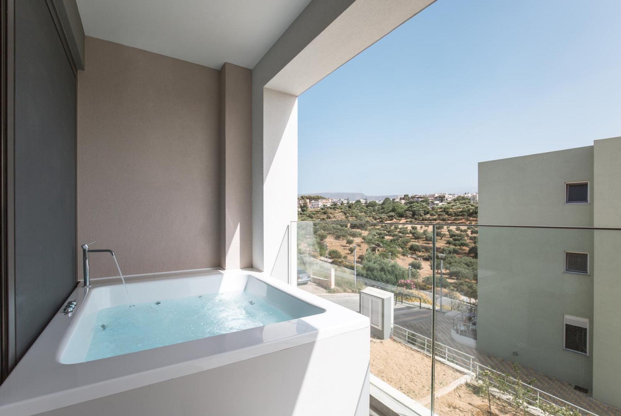Noemie Luxury Suites Hriszí Aktí Haniá Szoba fotó