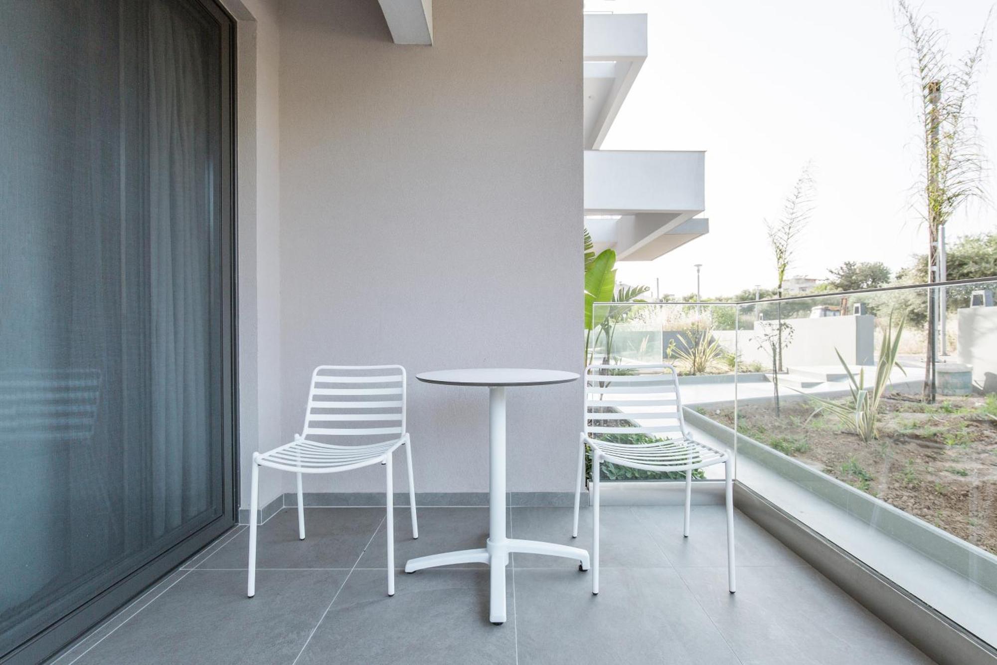 Noemie Luxury Suites Hriszí Aktí Haniá Szoba fotó