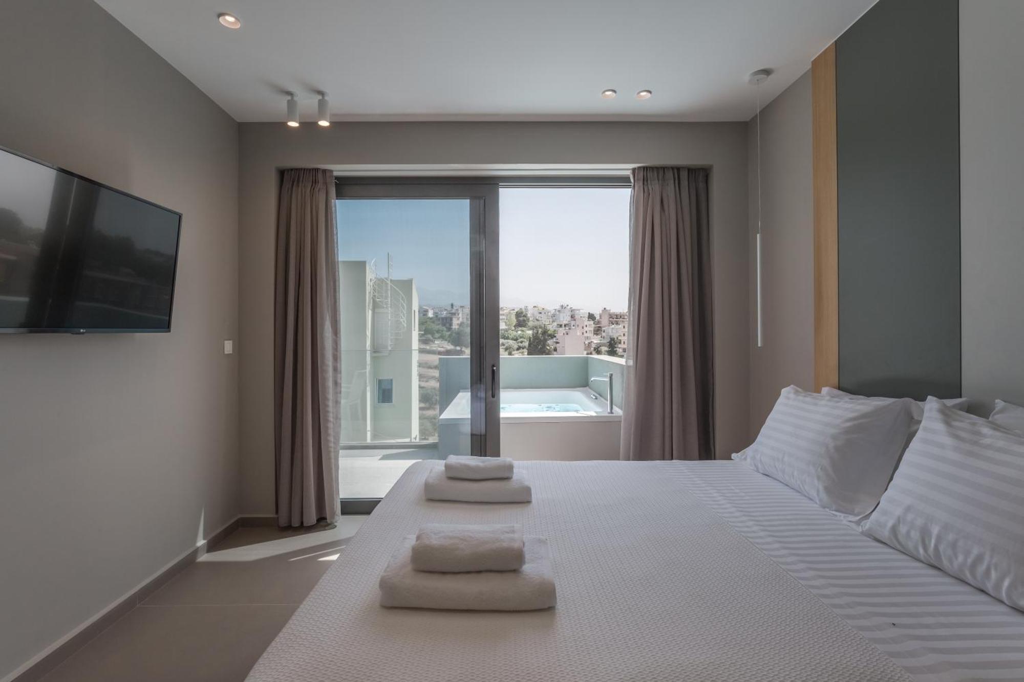 Noemie Luxury Suites Hriszí Aktí Haniá Szoba fotó